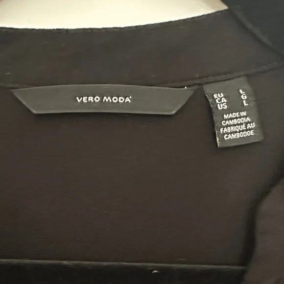 Vero Moda Black Dress - Picture 2 of 5